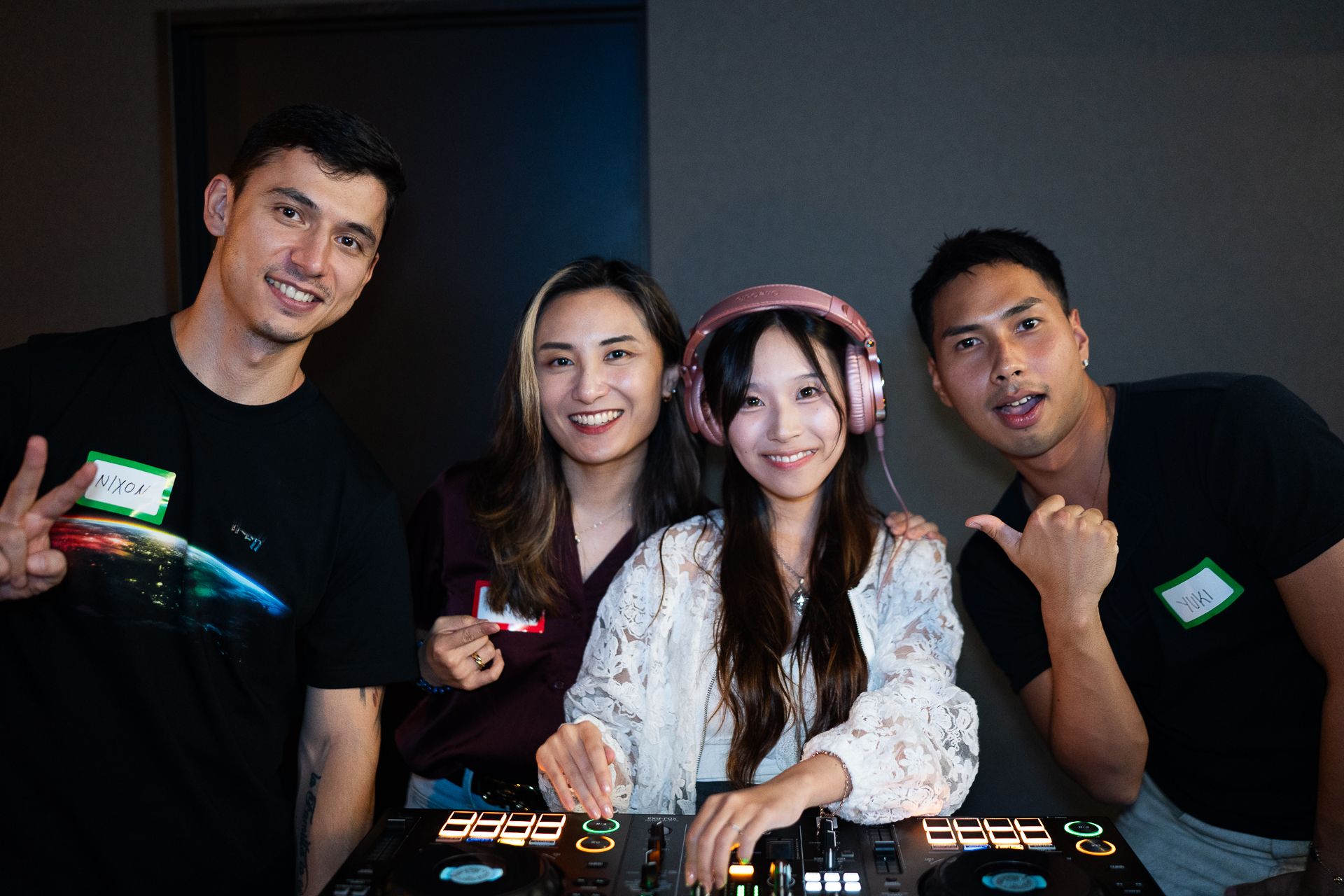 N2中目黒で開催したNetwork & Beatsで交流する参加者たち